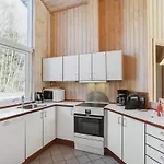 Sakarias - 800m From The Sea By Interhome בית נופש