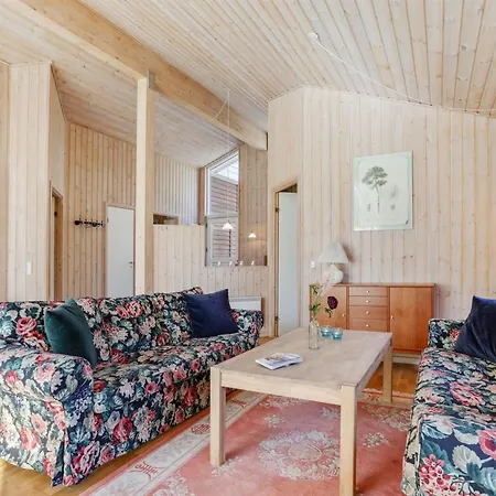 בית נופש Sakarias - 800m From The Sea By Interhome